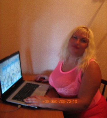 Проститутка Киева Алла, работает на улице Крещатик - большое фото