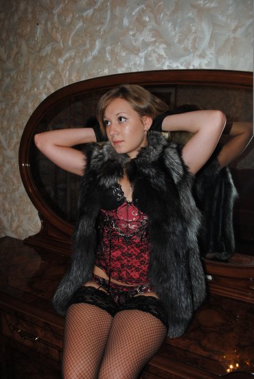 Проститутка Киева Лера, секс на улице Крещатик или Славутич - большое фото