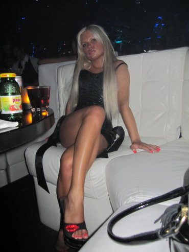 Проститутка Киева Милана , секс на улице бульвар Леси Украинки - большое фото