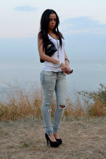 Проститутка Киева Вика РЕАЛЬНАЯ , индивидуалка работает у метро Гидропарк - большое фото