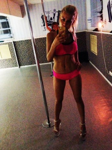 Проститутка Киева Соня, работает на улице Оболонский проспект - большое фото