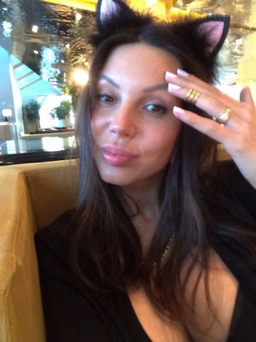 Проститутка Киева Ангелина, индивидуалка работает у метро Дворец Украина - большое фото