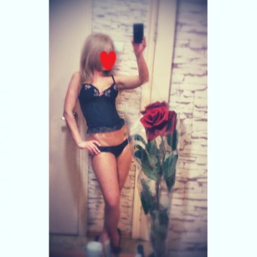 Проститутка Киева Sexy blonde Alina, секс на улице Бажана - большое фото