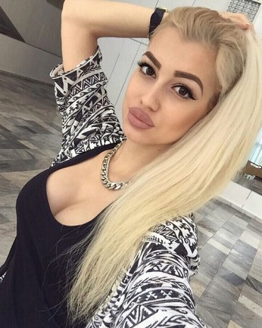 Проститутка Киева Эмилия, с 3 размером груди - большое фото