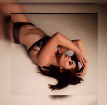 Проститутка Киева Амина фото и видео м, девушке 18 лет - большое фото