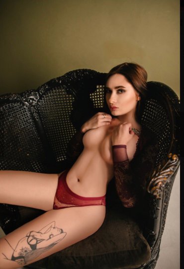 Проститутка Киева Амина фото и видео м, индивидуалка обслуживает у метро Черниговская - большое фото