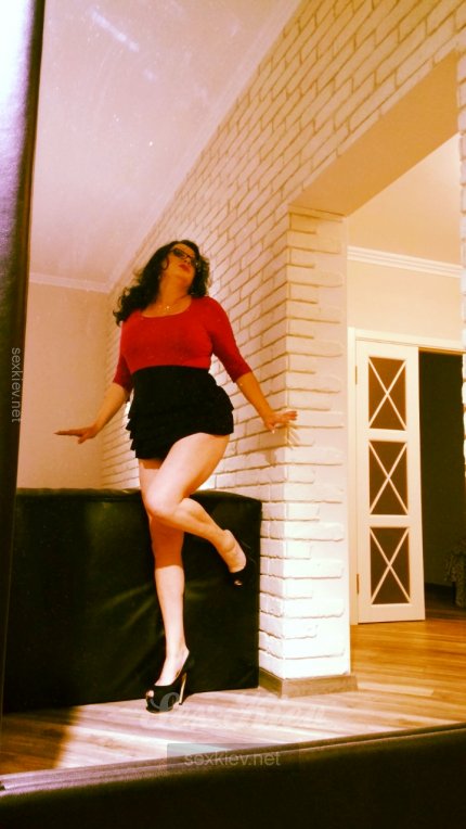 Проститутка Киева СОФОЧКА, с 5 размером сисек - большое фото