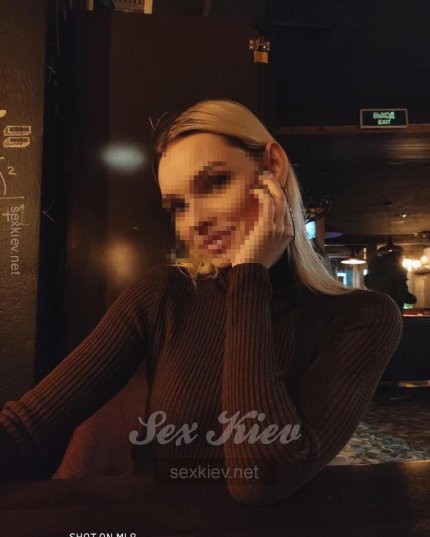 Проститутка Киева Агата VIP, индивидуалка работает у метро Дворец спорта - большое фото