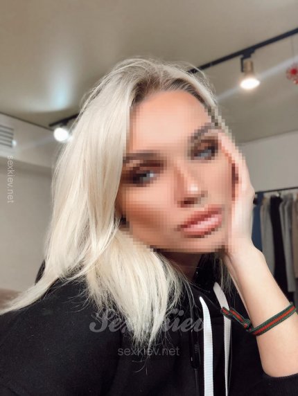 Проститутка Киева Агата VIP, работает на улице Крещатик - большое фото