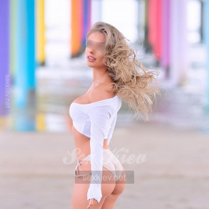 Проститутка Киева Снежана , индивидуалка обслуживает у метро Почтовая площадь - большое фото