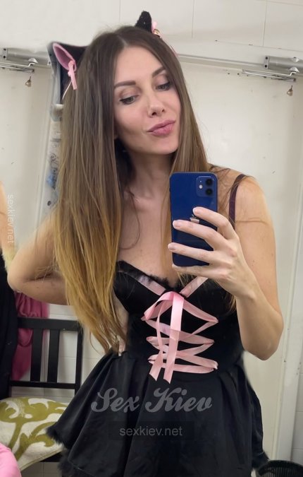 Проститутка Киева Маша, живет на улице Саксаганского - большое фото