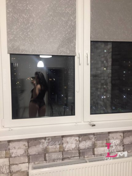 Проститутка Киева АМИНА, с 3 размером сисек - большое фото