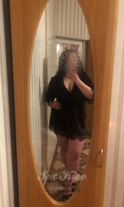 Проститутка Киева Катя, секс на улице Бульвар Леси Украинки - большое фото