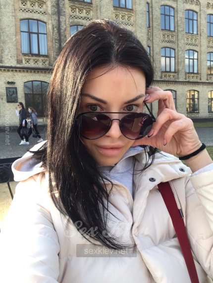 Проститутки Киева: София  трахается - большое фото