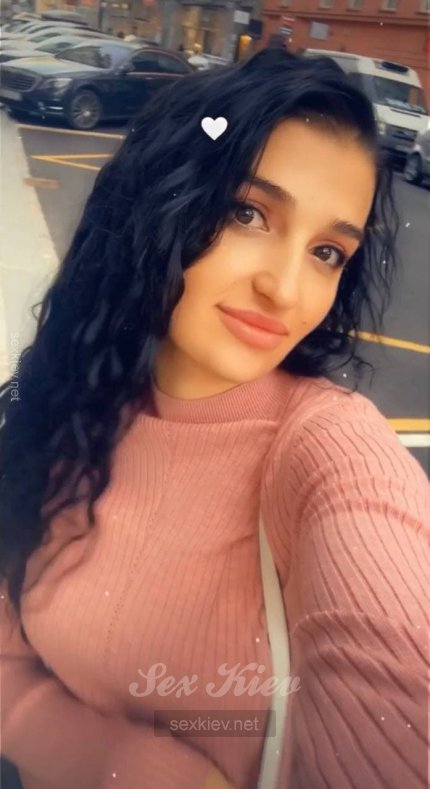 Проститутка Киева Кристина, индивидуалка принимает у метро Позняки - большое фото