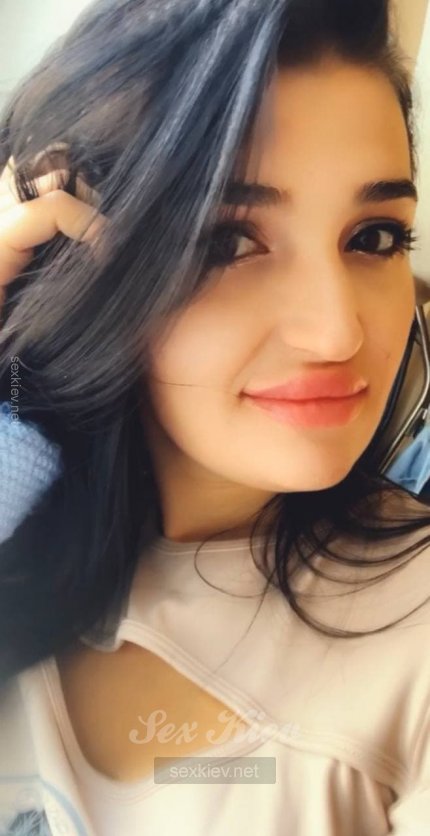 Проститутка Киева Кристина, секс на улице Софии Русовой - большое фото