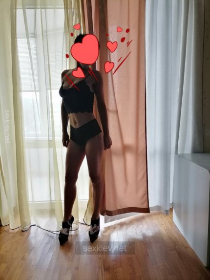 Проститутка Киева Вика, вызвать за 1800 грн в час - большое фото