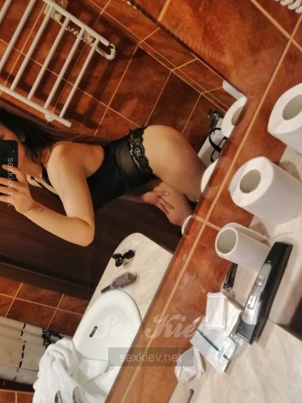 Проститутка Киева Карина, заказать за 3000 грн в час - большое фото