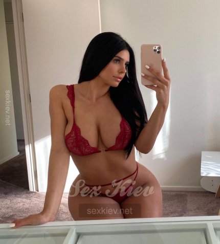 Проститутка Киева Вика, с 5 размером груди - большое фото