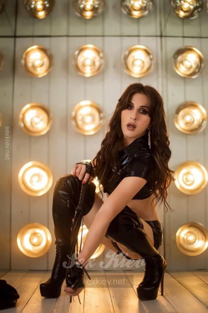 Проститутка Киева Карина Транс, возраста 18 лет - большое фото