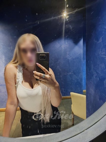 Проститутка Киева ДИАНА, с 3 размером сисек - большое фото