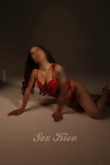 Проститутка Киева Саша Минчик, индивидуалка работает у метро Лыбедская - большое фото