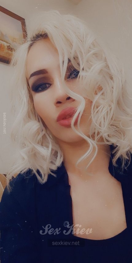 Проститутка Киева Розалина транс, снять за 2999 грн в час - большое фото