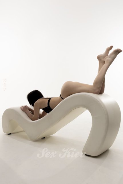 Проститутка Киева Юлия, набрать по телефону 0**1959831 - большое фото