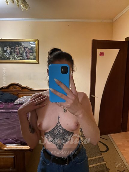 Проститутка Киева Василиса, набрать по телефону 0**8807092 - большое фото