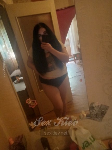 Проститутка Киева Валерия НЕ САЛОН, путана брюнетка - большое фото