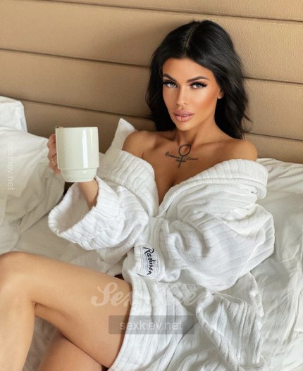 Проститутка Киева Сальвия, ей 19 лет - большое фото