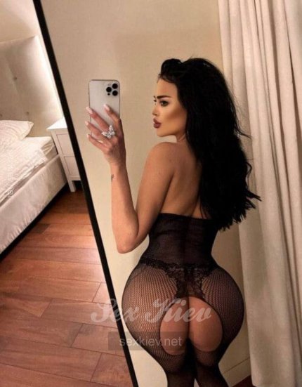 Проститутка Киева Дива , эта инди брюнетка - большое фото