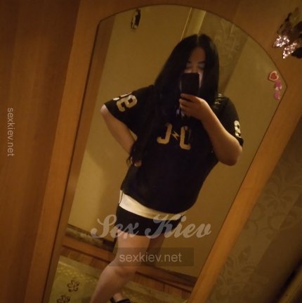 Проститутка Киева Валерия НЕ САЛОН, возрастом 20 лет - большое фото