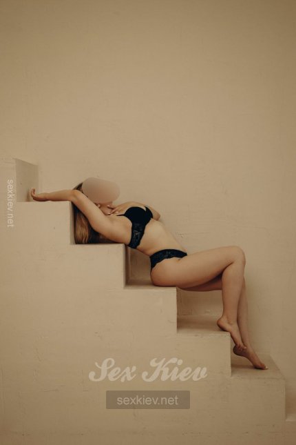 Проститутка Киева Нина , с 3 размером сисек - большое фото