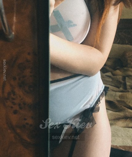 Проститутка Киева Кира, интим услуга 