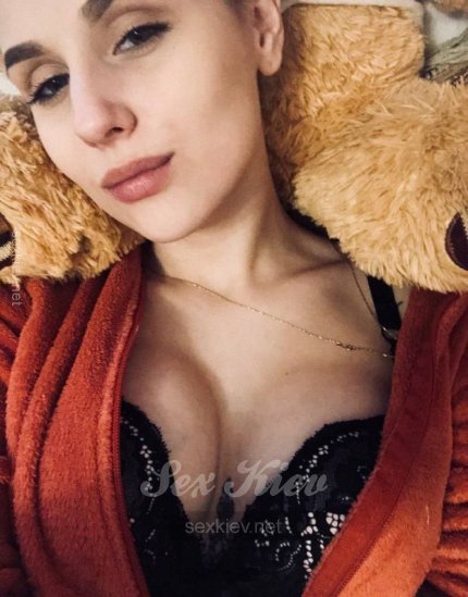 Проститутка Киева Аделина , снять за 1200 грн за час - большое фото