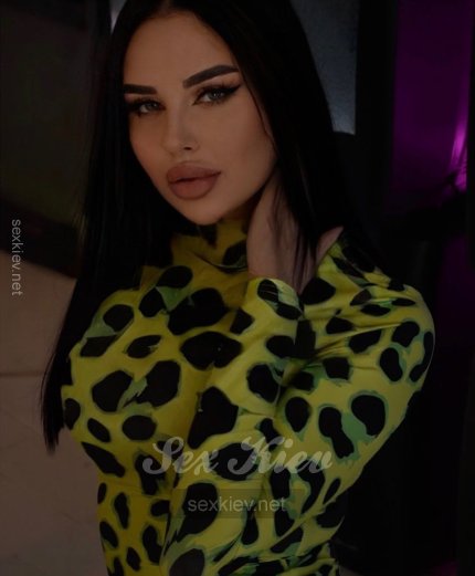 Повія Києва Поліна, живе на вулиці Бульвар Лесі Українки - велике фото