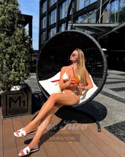 Проститутка Киева Liza, вызвать за 4000 грн за час - большое фото