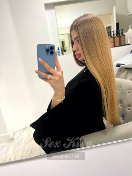 Проститутка Киева Liza, с 3 размером сисек - большое фото