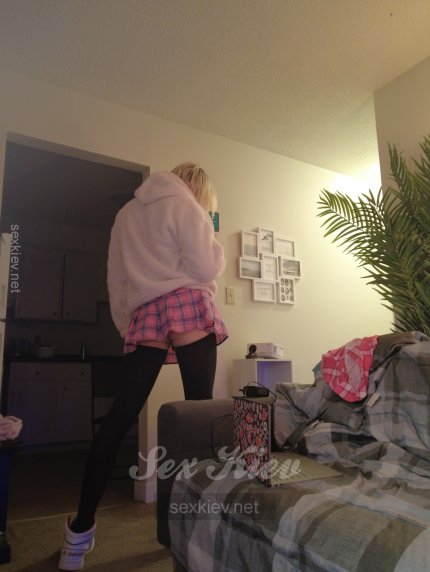 Проститутки Киева: Снежана целуется - большое фото