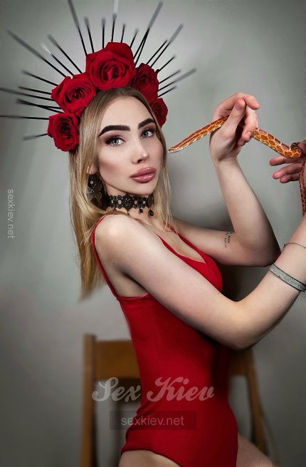 Проститутка Киева Alice , шлюха брюнетка - большое фото