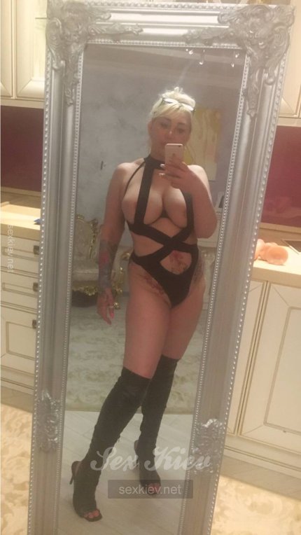 Проститутка Киева Валерия, интим услуга 