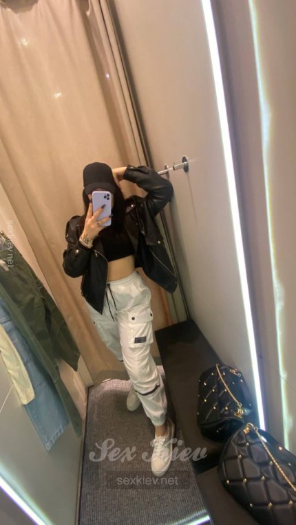 Проститутка Киева Диана, индивидуалка работает у метро Площадь независимости - большое фото