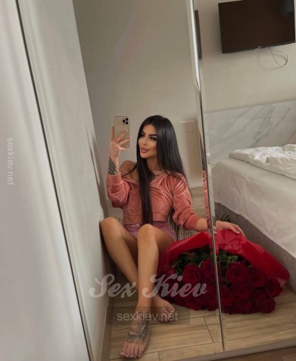 Проститутка Киева Вика, возрастом 20 лет - большое фото