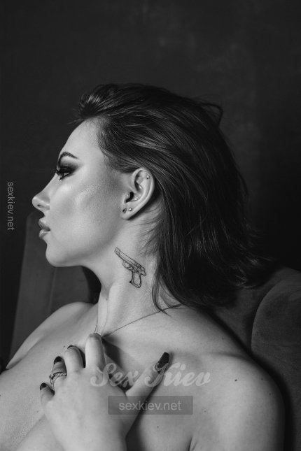 Проститутка Киева Дана, с 2 размером груди - большое фото