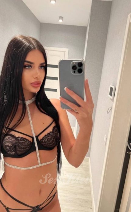 Проститутка Киева Камилла, индивидуалка работает у метро Вокзальная - большое фото