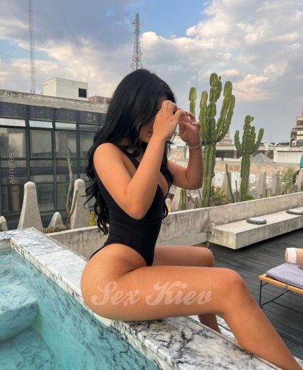 Проститутка Киева Сандра, девушке 19 лет - большое фото