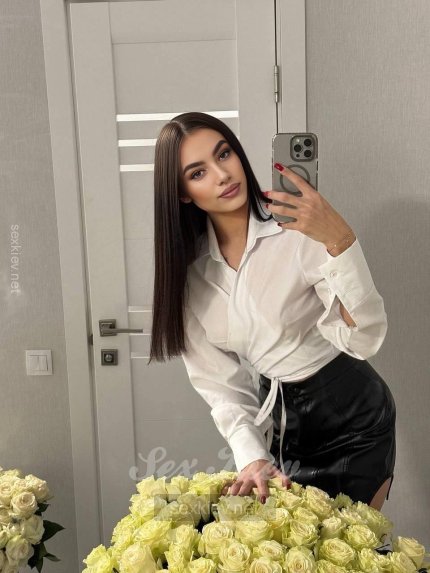 Проститутка Киева Жанна, с 2 размером груди - большое фото