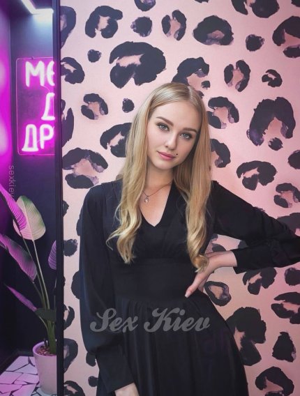 Проститутка Киева Юлия , с 2 размером сисек - большое фото