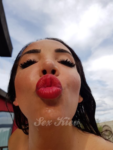 Проститутка Киева Бимба с большим , интим услуга